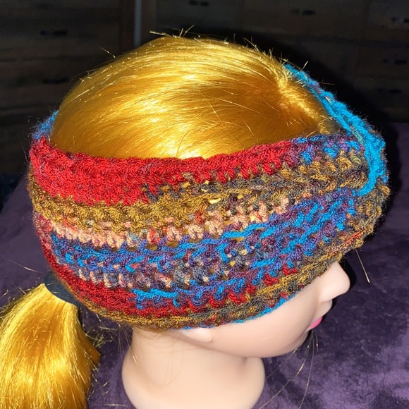 Crocheted headband/ear warmer in multicolor - Picture 2 of 4